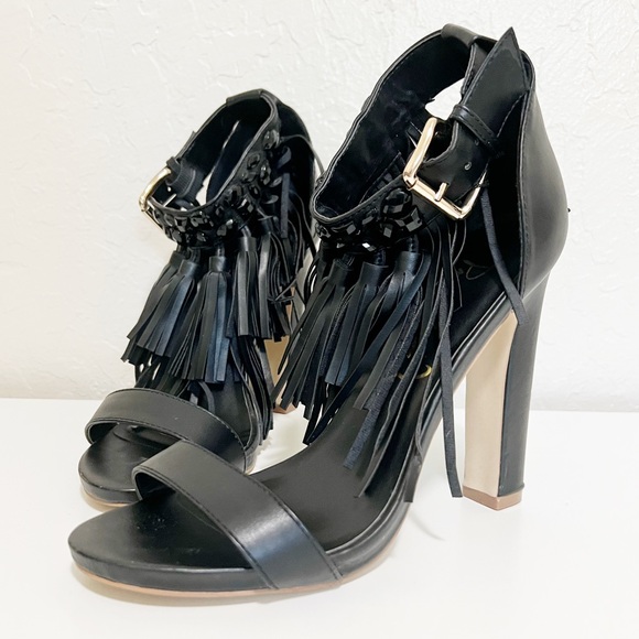 Black heels size 6.5 - Picture 1 of 2